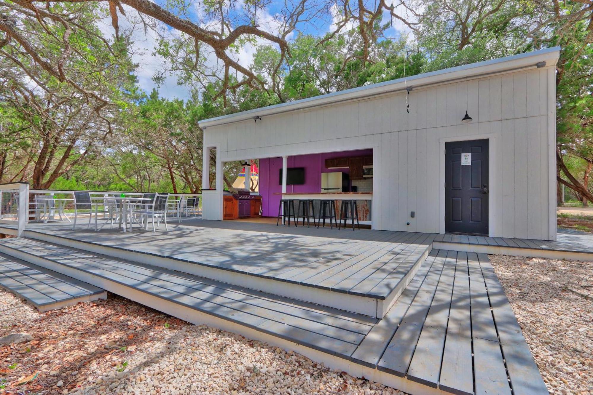 The Driftwoods - Pink Container House Villa Exterior photo