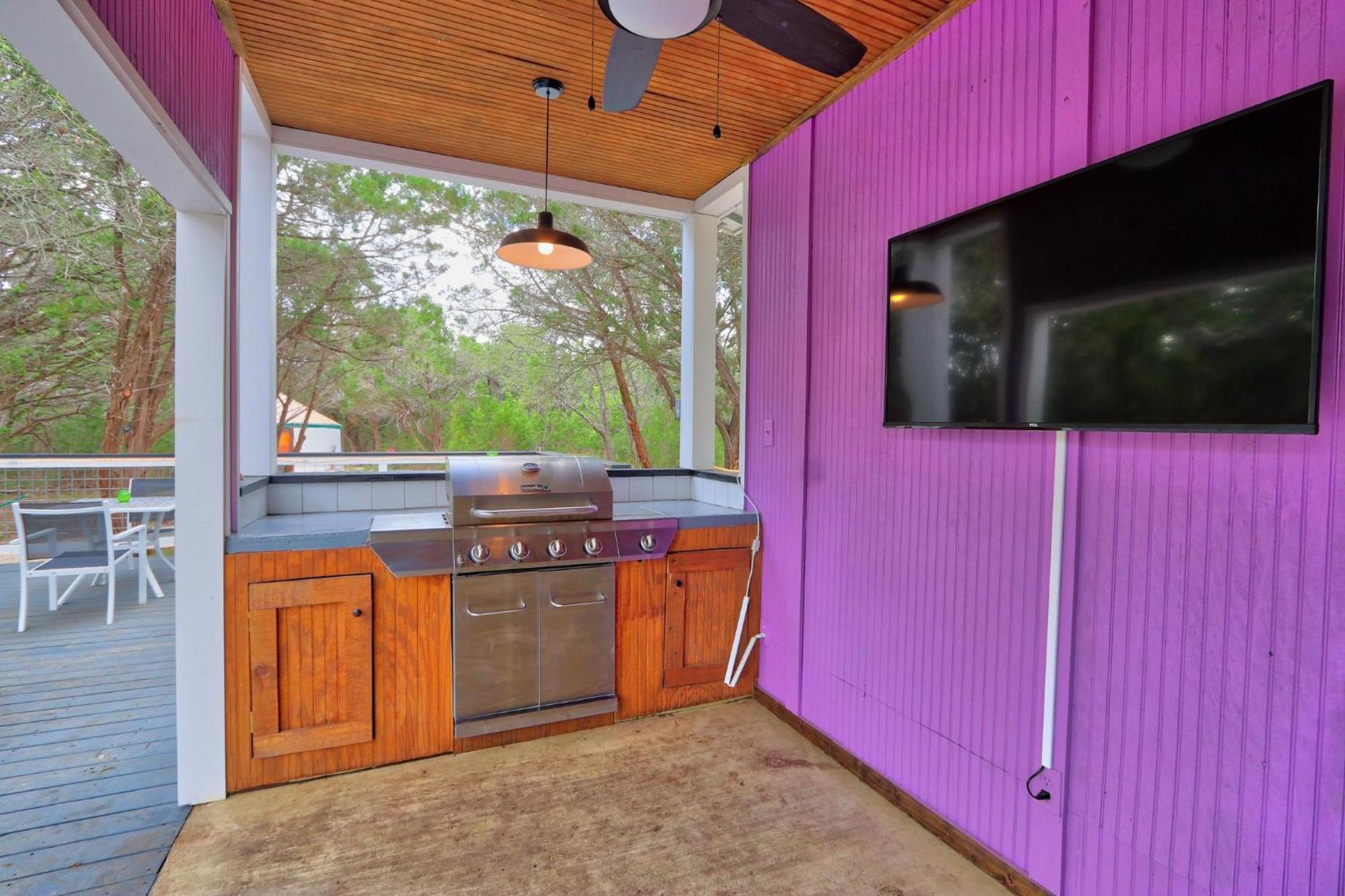 The Driftwoods - Pink Container House Villa Exterior photo